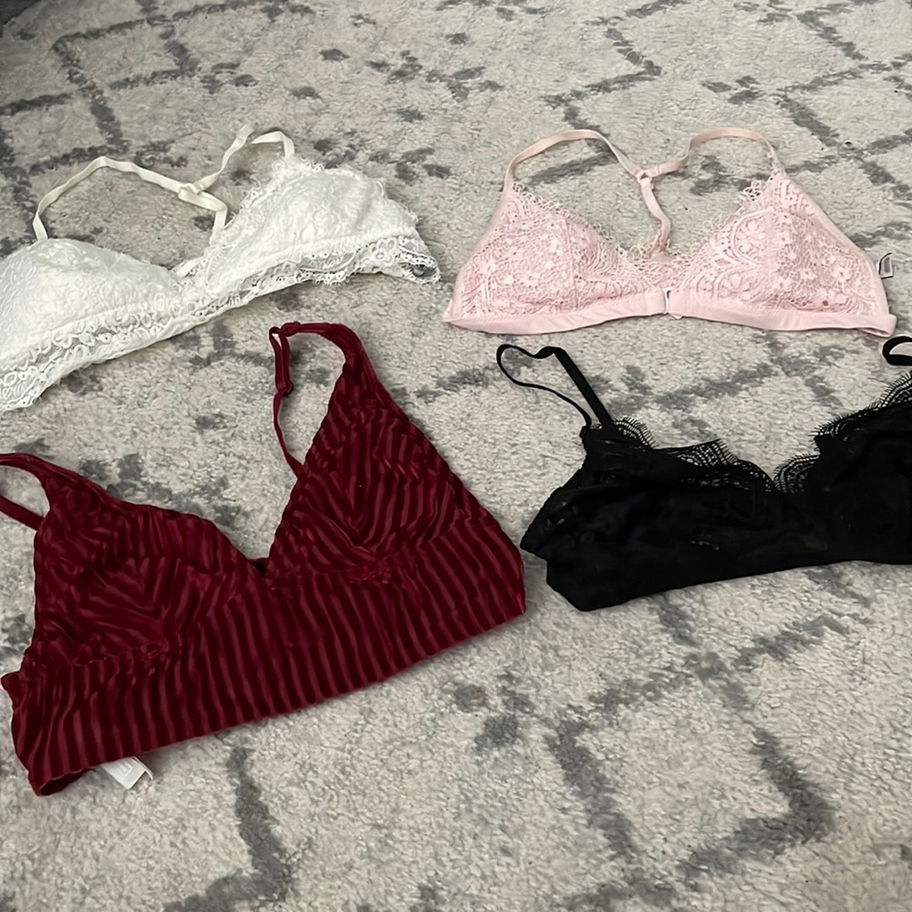 Bundle of medium bralettes